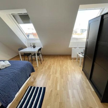 Eca Rooftop Live - Private Rooms & Serviced Apartments Виена Екстериор снимка
